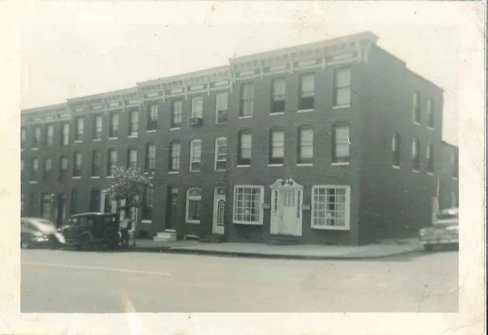 Black and white photo of the Kaczorowski Funeral Home on Fleet Street after its 1955 renovation
